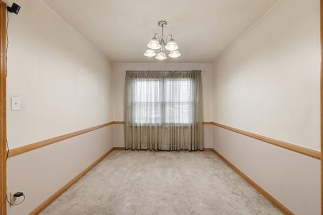 3705 S VERMONT Avenue, Independence, MO 64052