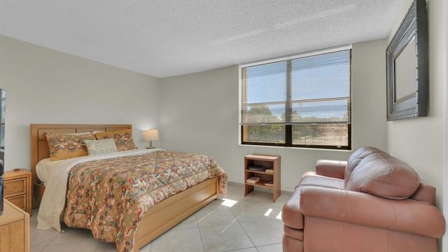 450 Egret Circle 9207, Delray Beach, FL 33444