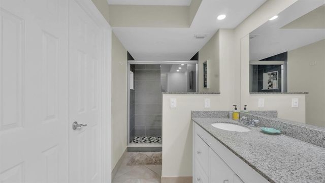 450 Egret Circle 9207, Delray Beach, FL 33444