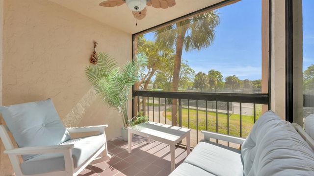 450 Egret Circle 9207, Delray Beach, FL 33444