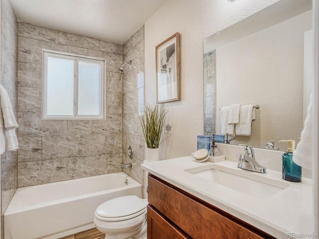 12187 E Exposition Ave, Aurora, CO 80012