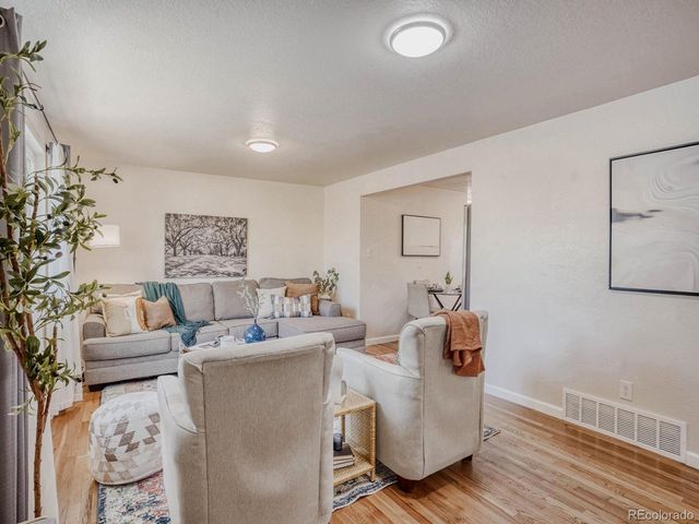 12187 E Exposition Ave, Aurora, CO 80012