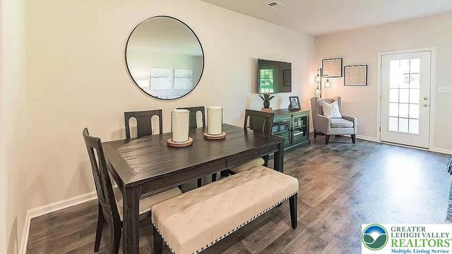 1145 Lova Lane, Allentown City, PA 18103