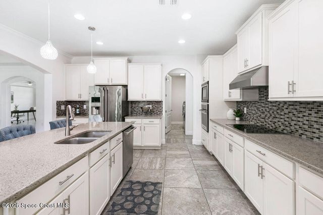 3343 Rushing Waters Drive, West Melbourne, FL 32904