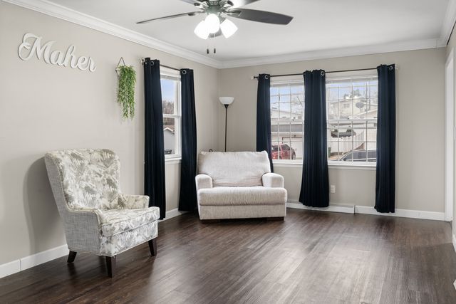 526 Meadowview Drive, Clinton, IA 52732