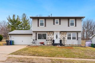 526 Meadowview Drive, Clinton, IA 52732