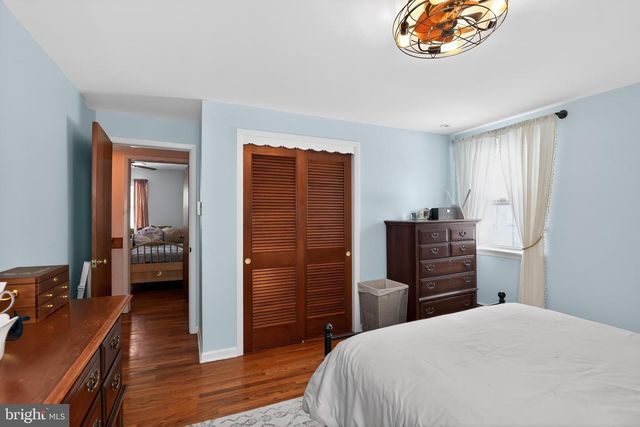 1015 SYCAMORE AVE, Laurel Springs, NJ 08021