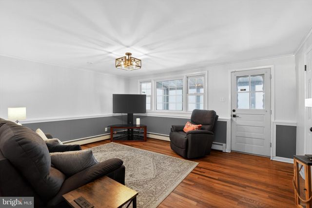 1015 SYCAMORE AVE, Laurel Springs, NJ 08021