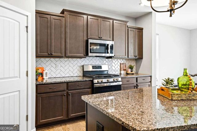 8335 Scenic Ridge Way, Ball Ground, GA 30107