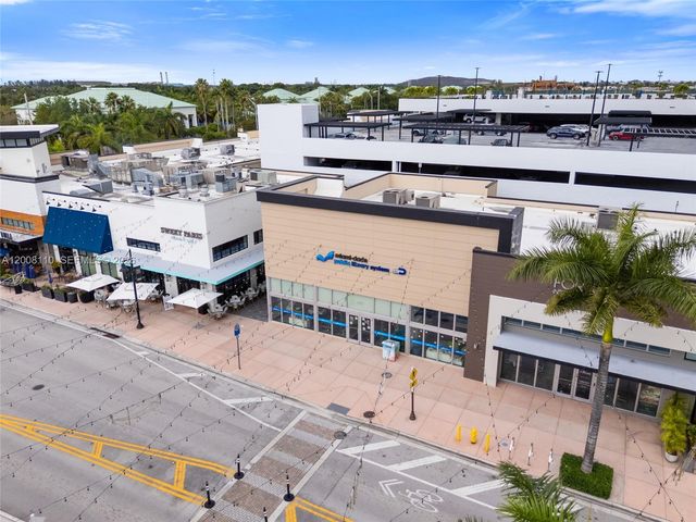 4648 NW 83rd Ave, Doral, FL 33166