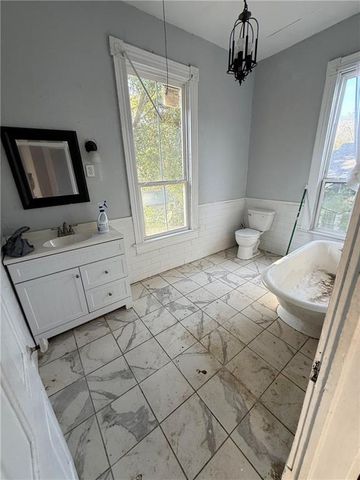 352 Ann Street, Mobile, AL 36604