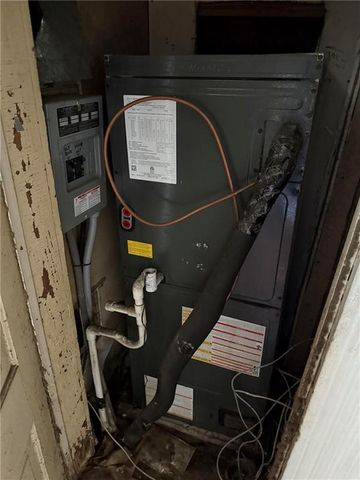 352 Ann Street, Mobile, AL 36604