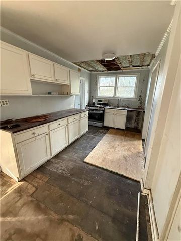 352 Ann Street, Mobile, AL 36604