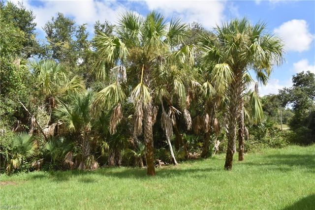 2863 Vineyard CIR, North Port, FL 34288