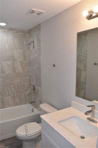 2863 Vineyard CIR, North Port, FL 34288