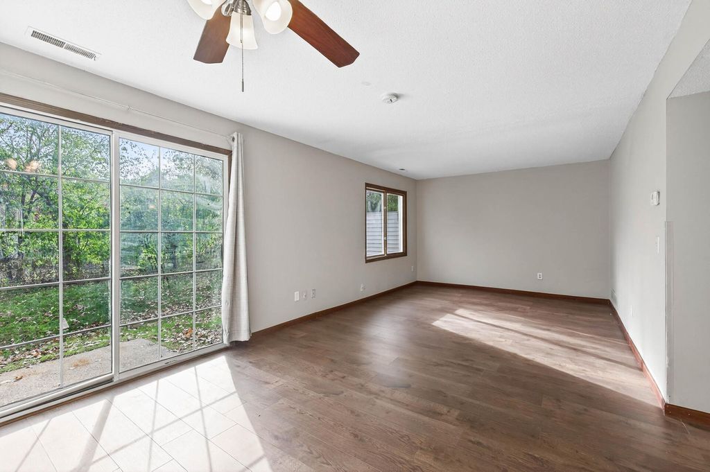 605 Portland Drive E, Burnsville, MN 55337 — photo 5