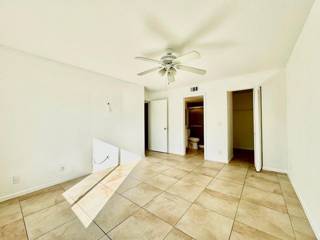 3744 Savoy Lane B2, West Palm Beach, FL 33417