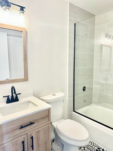 3008 W 23rd Street 2B, Chicago, IL 60623