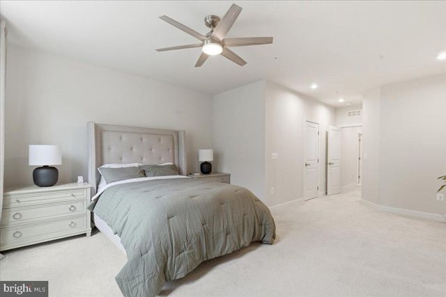 17422 SOUTHERN SHORES DR, Dumfries, VA 22026