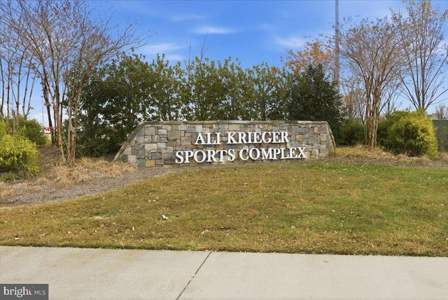 17422 SOUTHERN SHORES DR, Dumfries, VA 22026