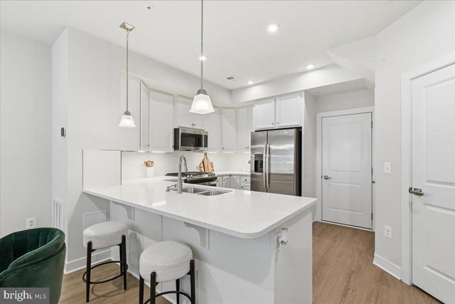 17422 SOUTHERN SHORES DR, Dumfries, VA 22026