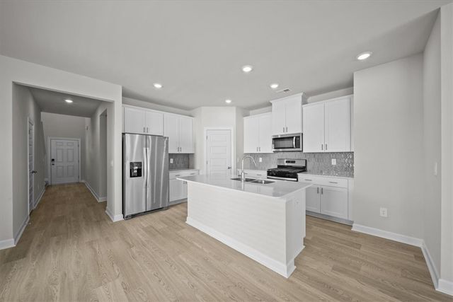 923 Penfold Pointe, Wellford, SC 29385