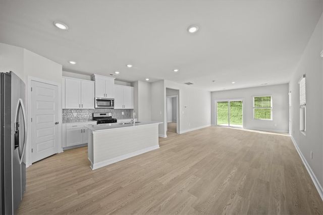 923 Penfold Pointe, Wellford, SC 29385