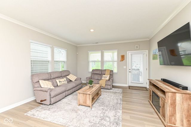 738 Ehrlich Lane, Westfield, IN 46074
