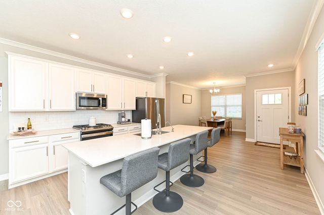 738 Ehrlich Lane, Westfield, IN 46074