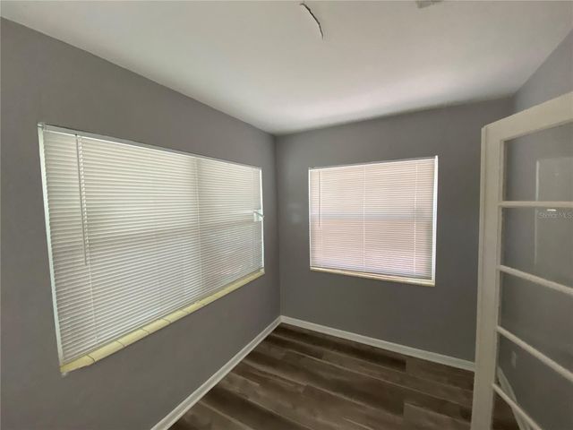 1851 50TH AVENUE N, St Petersburg, FL 33714