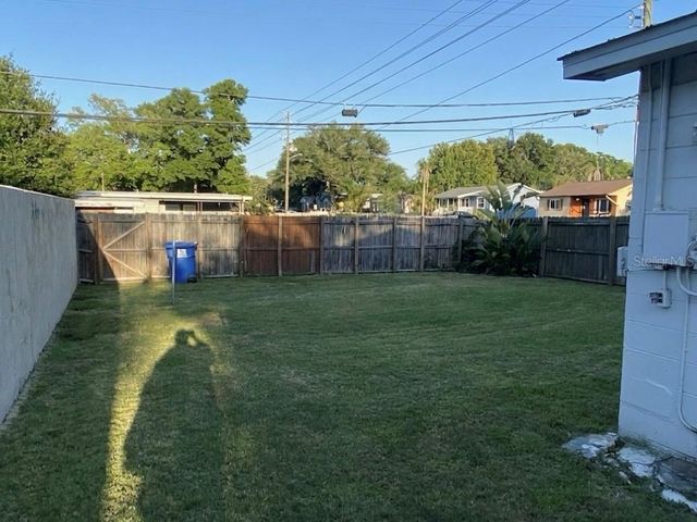 1851 50TH AVENUE N, St Petersburg, FL 33714