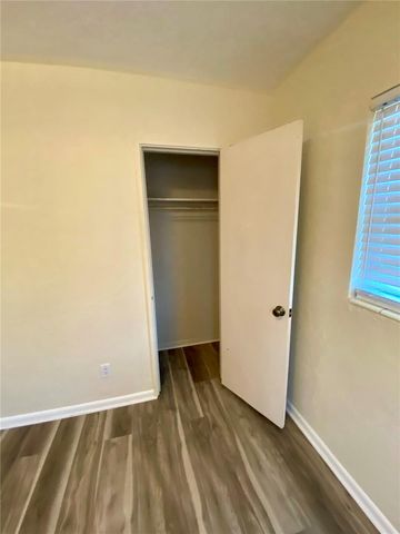 1851 50TH AVENUE N, St Petersburg, FL 33714
