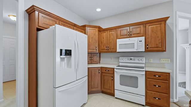 13307 Dolcetto Cove, Fort Wayne, IN 46845