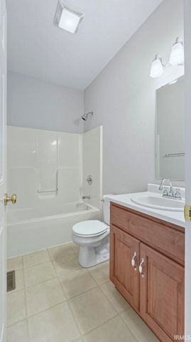 13307 Dolcetto Cove, Fort Wayne, IN 46845