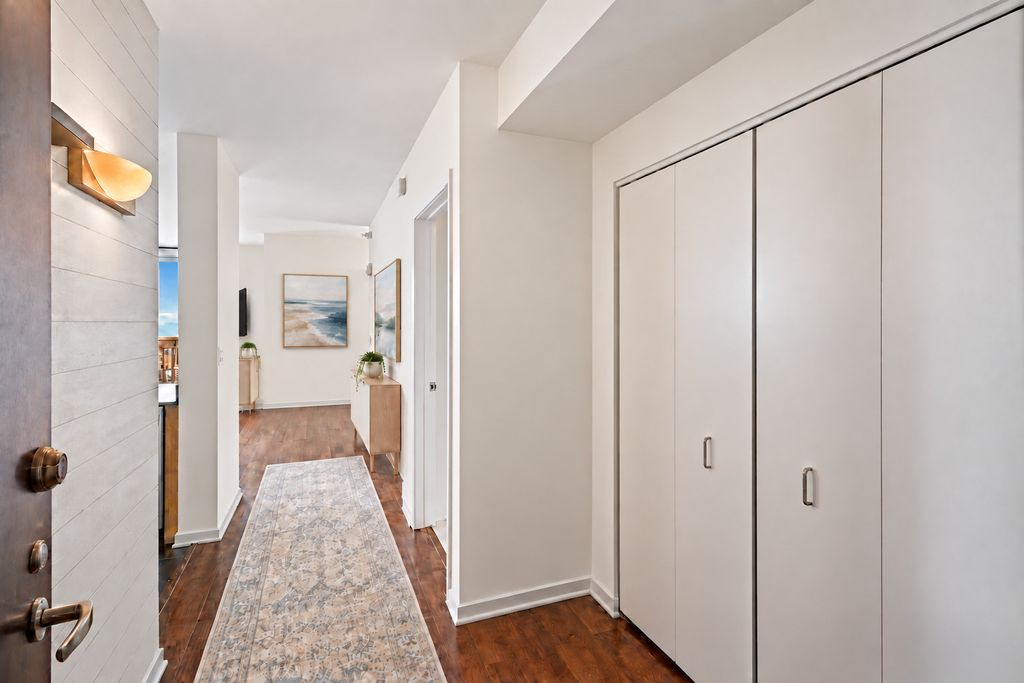 807 DAVIS Street 1211, Evanston, IL 60201 — photo 2