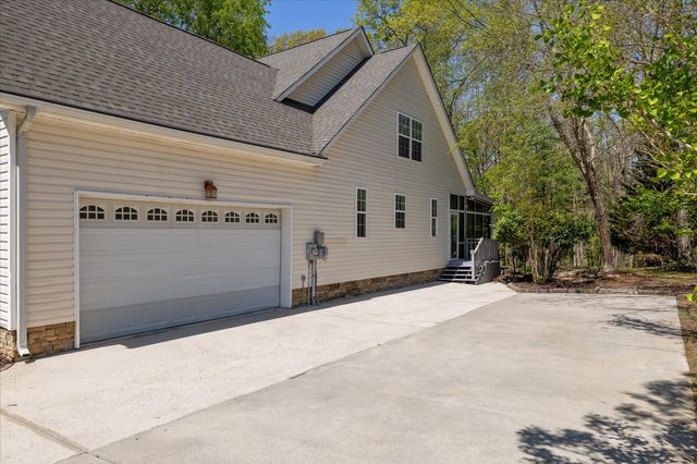 37 Azalea Drive, Ringgold, GA 30736