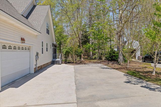 37 Azalea Drive, Ringgold, GA 30736