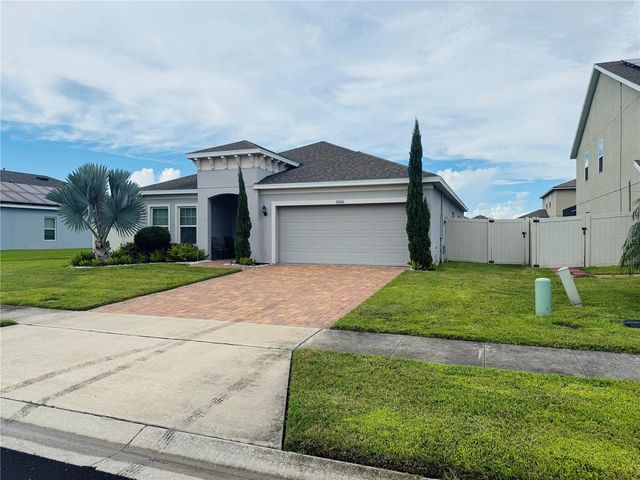 2600 WADEVIEW LOOP, St Cloud, FL 34769
