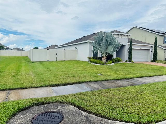 2600 WADEVIEW LOOP, St Cloud, FL 34769