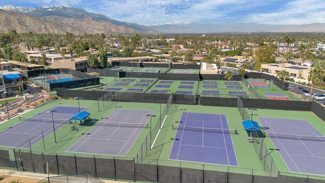73850 Fairway Drive 14, Palm Desert, CA 92260