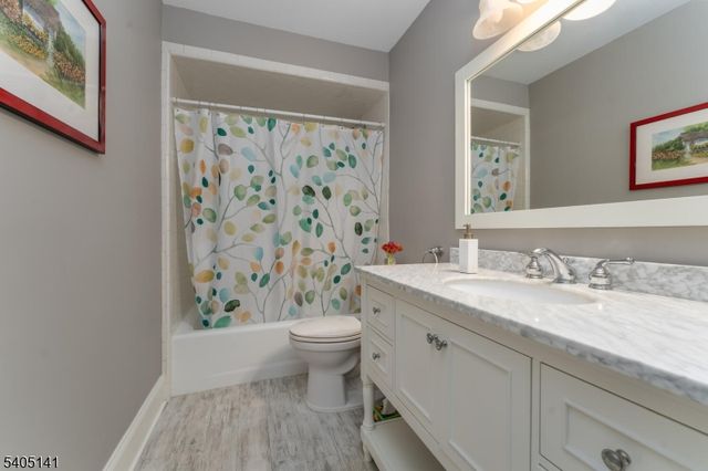 173 W Oak St, Bernards Twp., NJ 07920