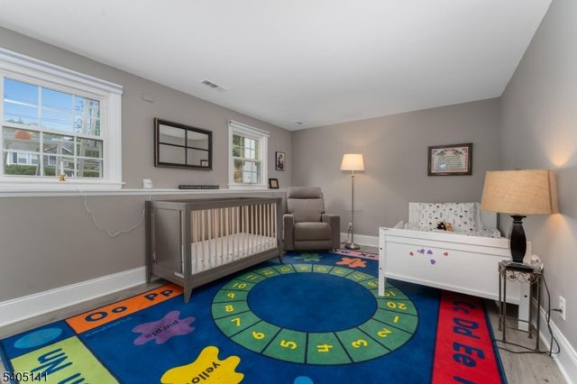 173 W Oak St, Bernards Twp., NJ 07920