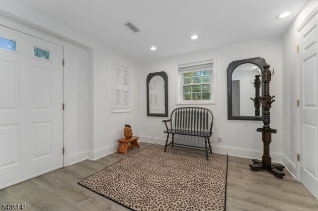 173 W Oak St, Bernards Twp., NJ 07920