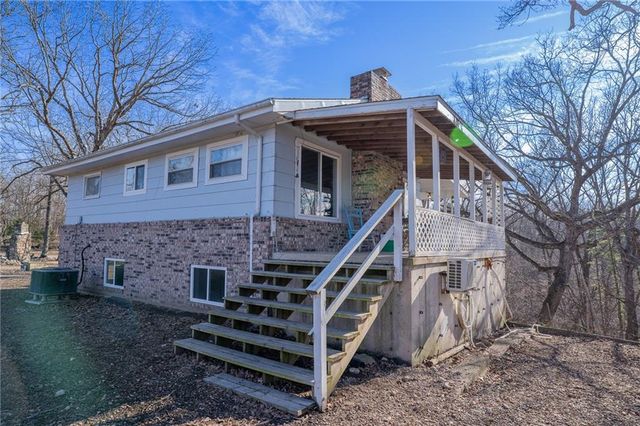 219 Indian Park Road, Sunrise Beach, MO 65079