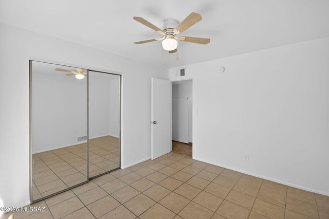 2272 E Blacklidge Drive, Tucson, AZ 85719