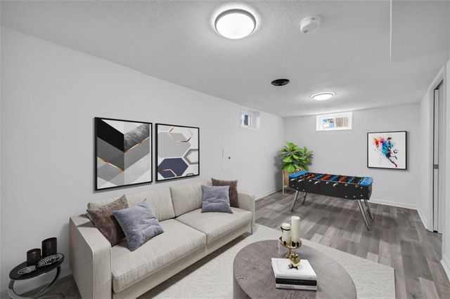 4709 W 75TH Street, Prairie Village, KS 66208