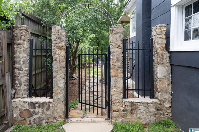 2310 10TH COURT S, Birmingham, AL 35205