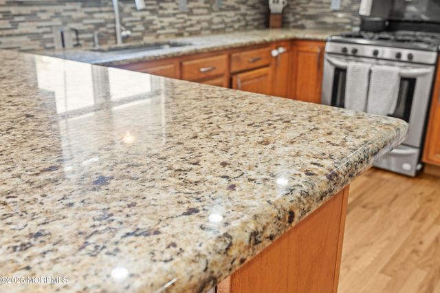 7 Linden Avenue, West Long Branch, NJ 07764