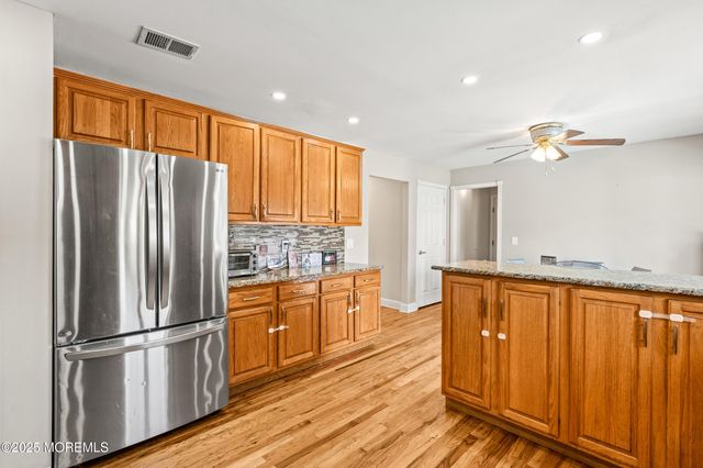 7 Linden Avenue, West Long Branch, NJ 07764