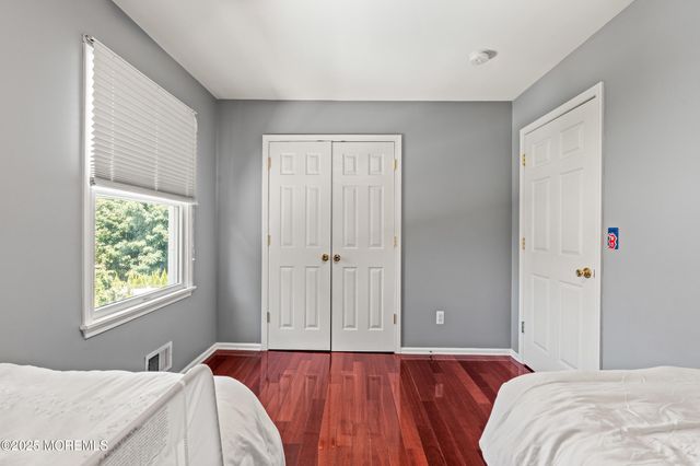 7 Linden Avenue, West Long Branch, NJ 07764